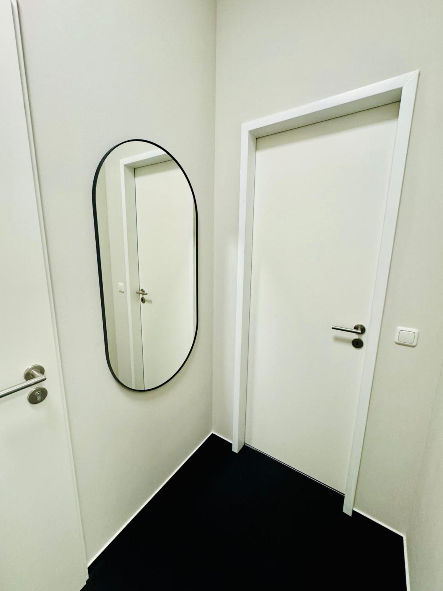 Elbapartment 29 Qm Mit Eigenem Badezimmer ฮัมบูร์ก ภายนอก รูปภาพ
